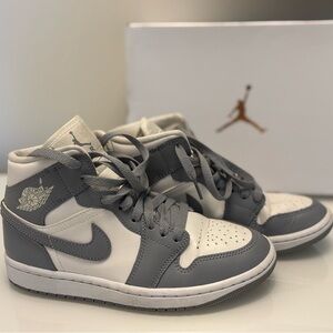 Nike Women’s Air Jordan 1 Mid